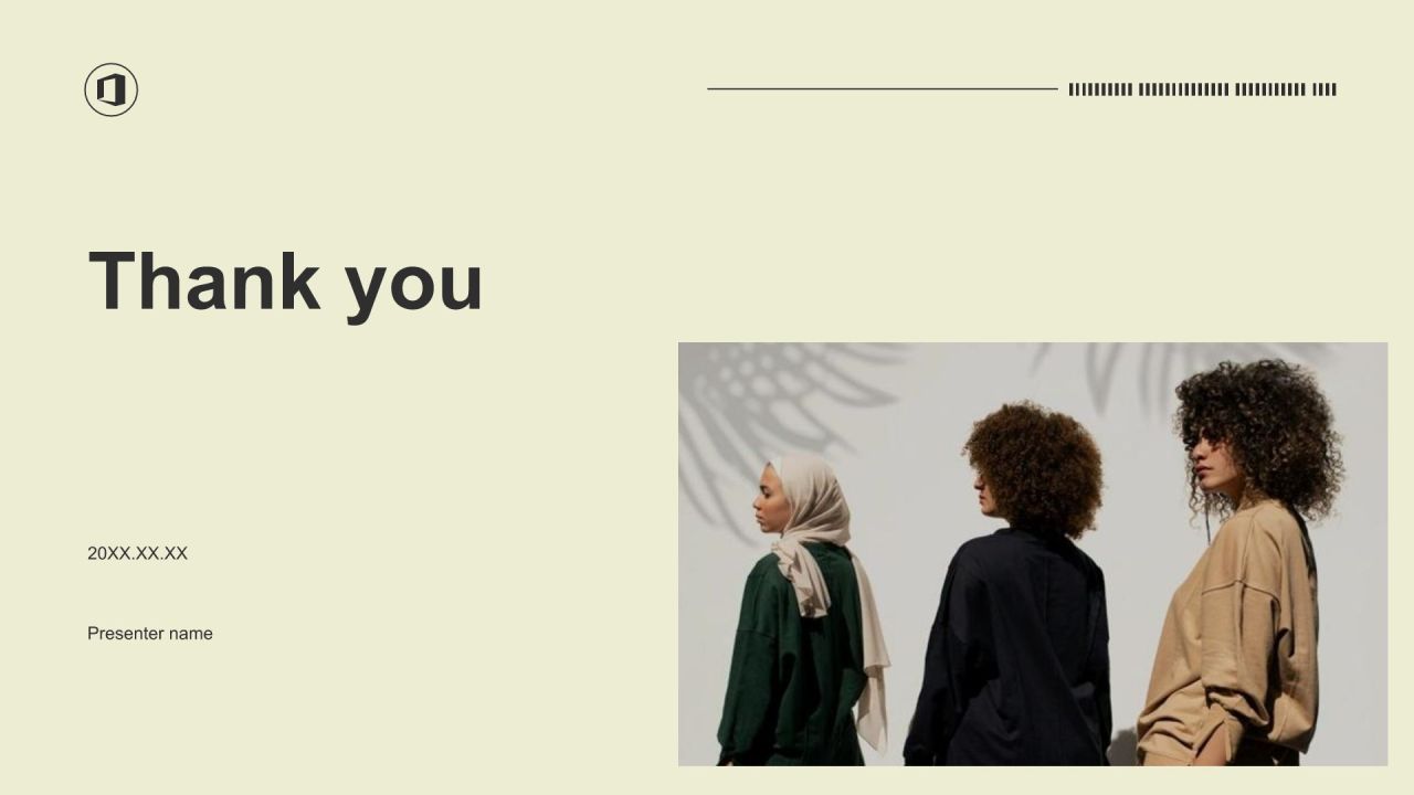 黄色商务风服装设计师作品集PPT模板